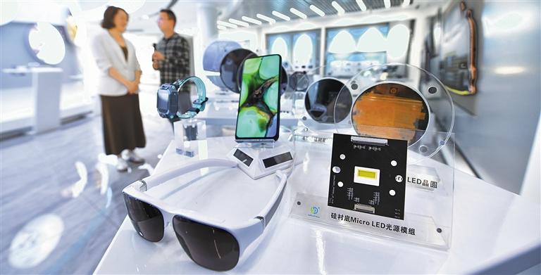 晶能裂变